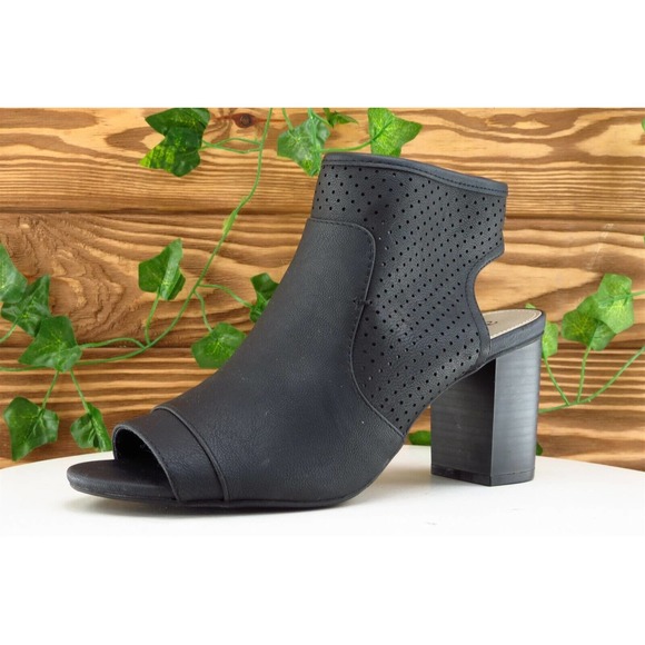 a.n.a Sz 8 M Black Gladiator Synthetic‎ Women Sandals - Picture 1 of 7